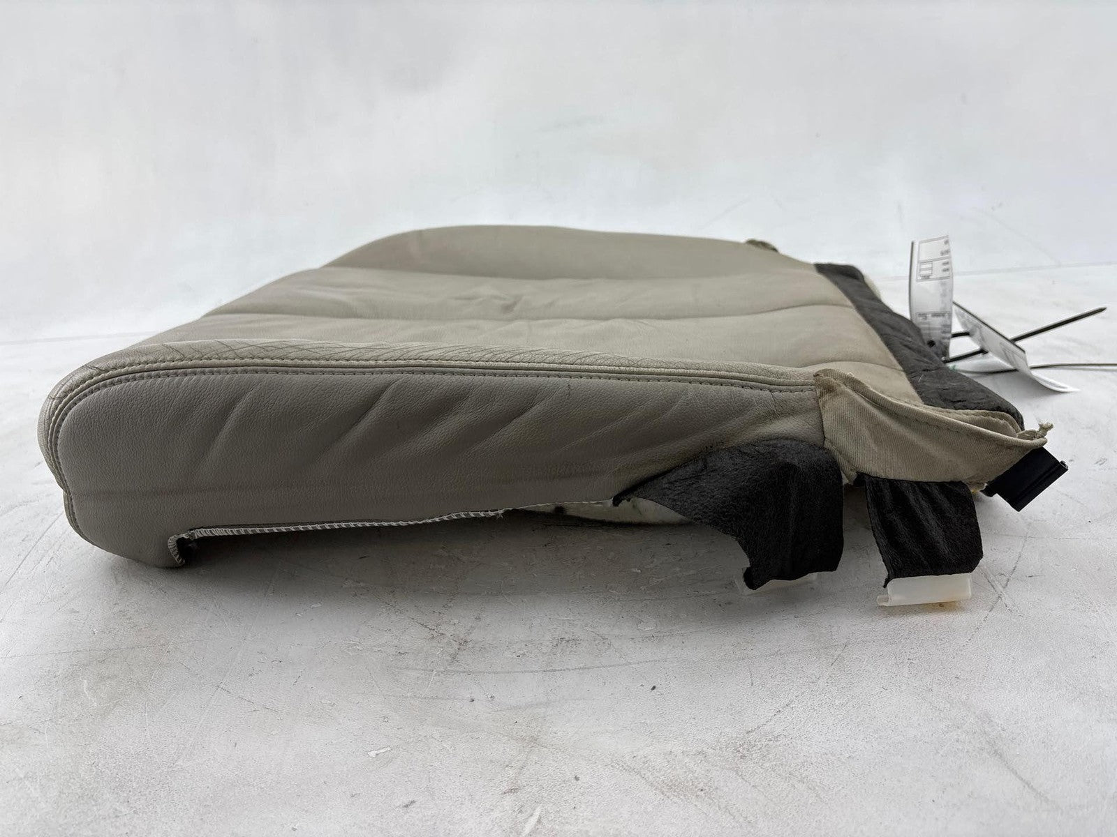 2011-2020 Toyota Sienna Front Seat Left Lower Cover/Cushion Only