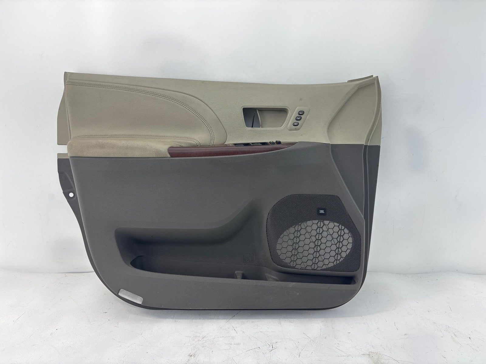 2011-2012 Toyota Sienna Front Left Interior Door Trim Panel 67060-08090 Oem