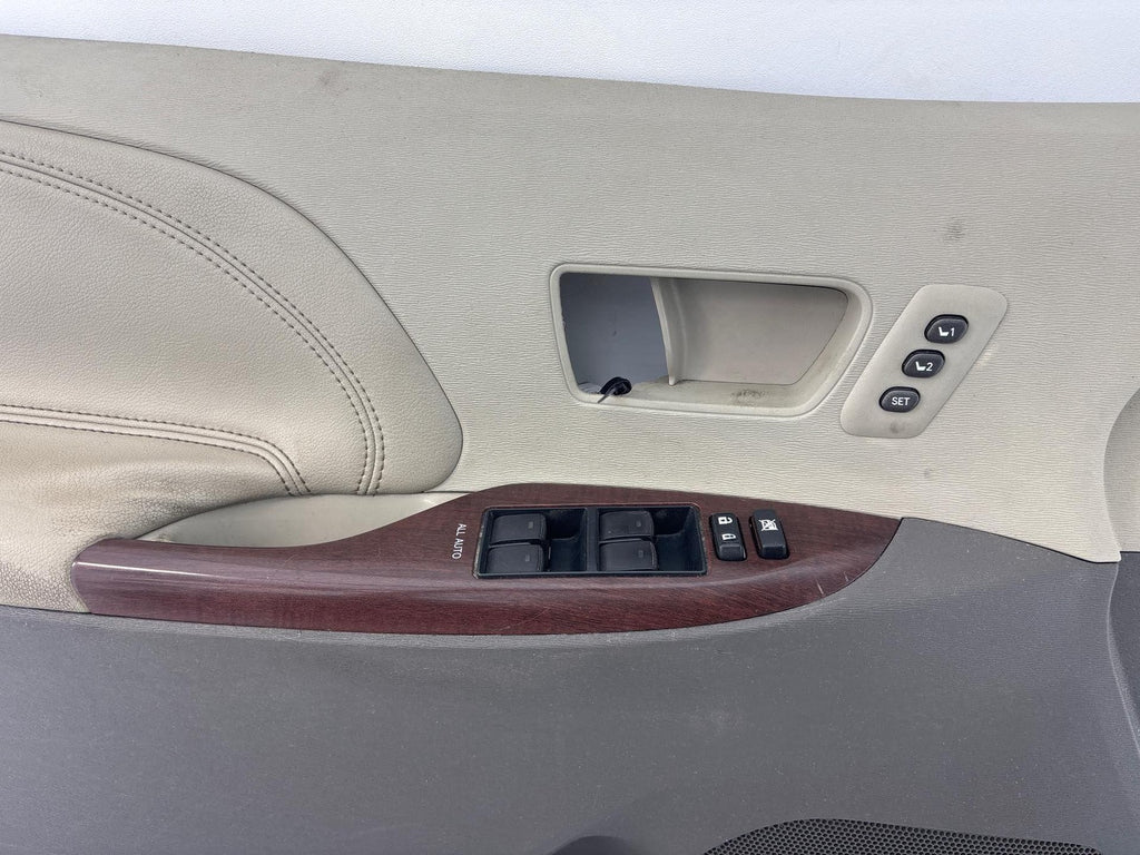 2011-2012 Toyota Sienna Front Left Interior Door Trim Panel 67060-08090 Oem