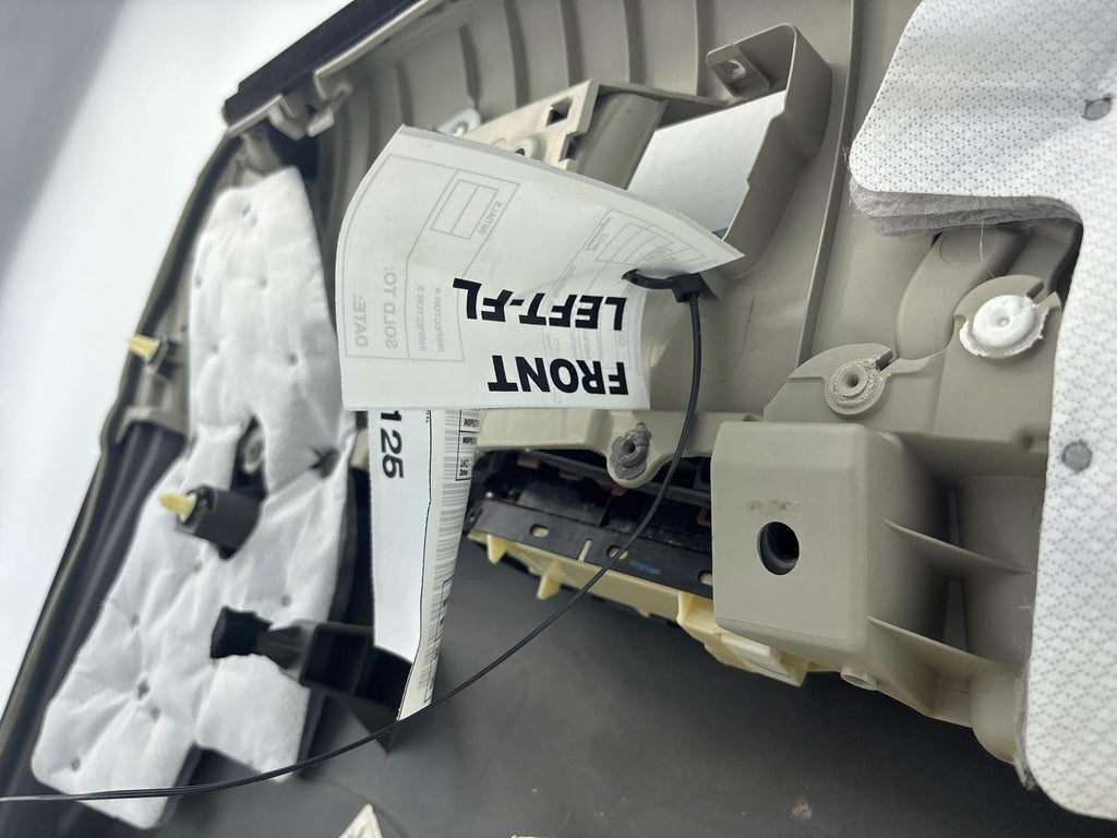 2011-2012 Toyota Sienna Front Left Interior Door Trim Panel 67060-08090 Oem