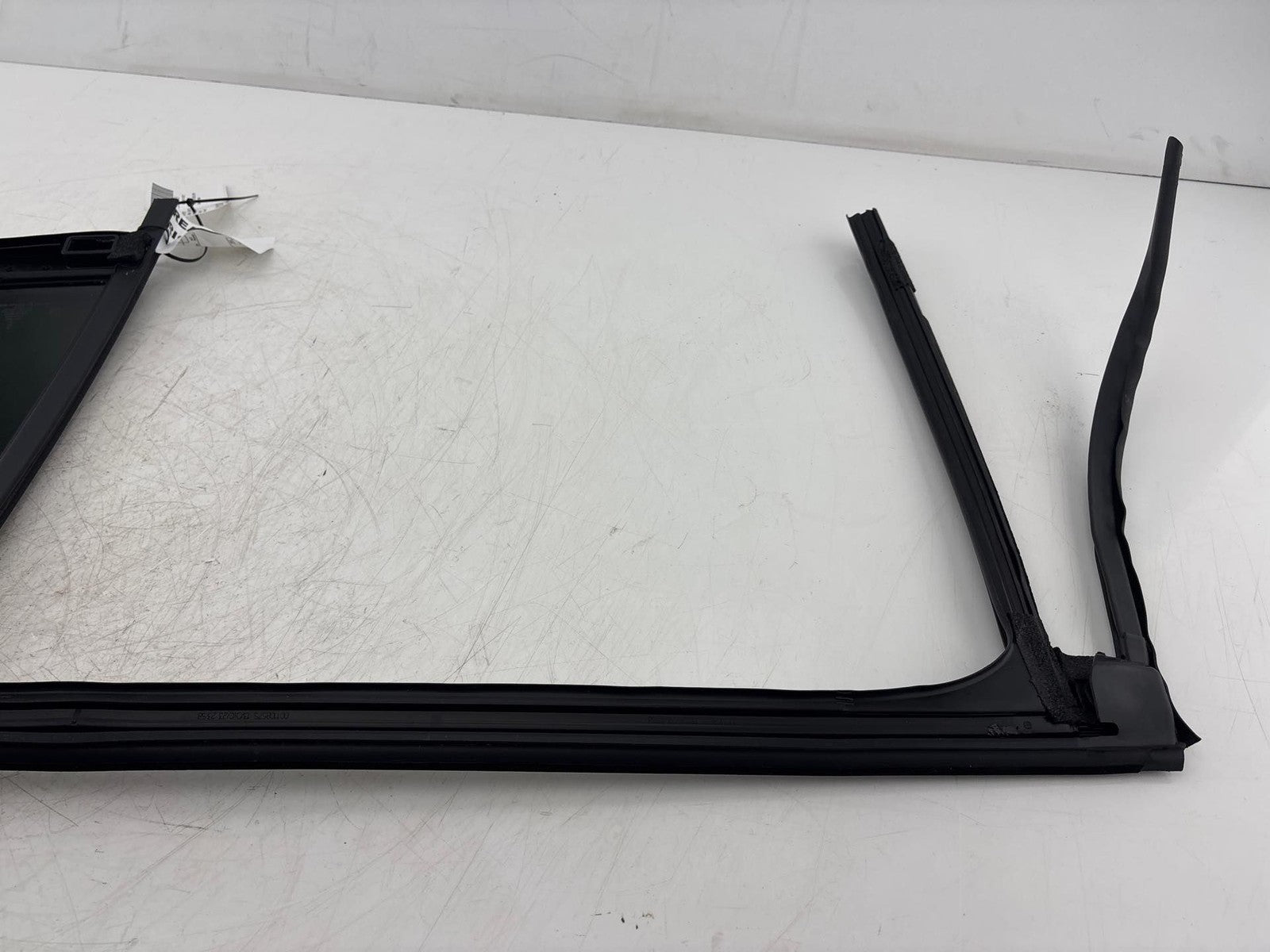 20-24 Lincoln Aviator Rear Right Door Vent Window Glass w/ Run Channel OEM