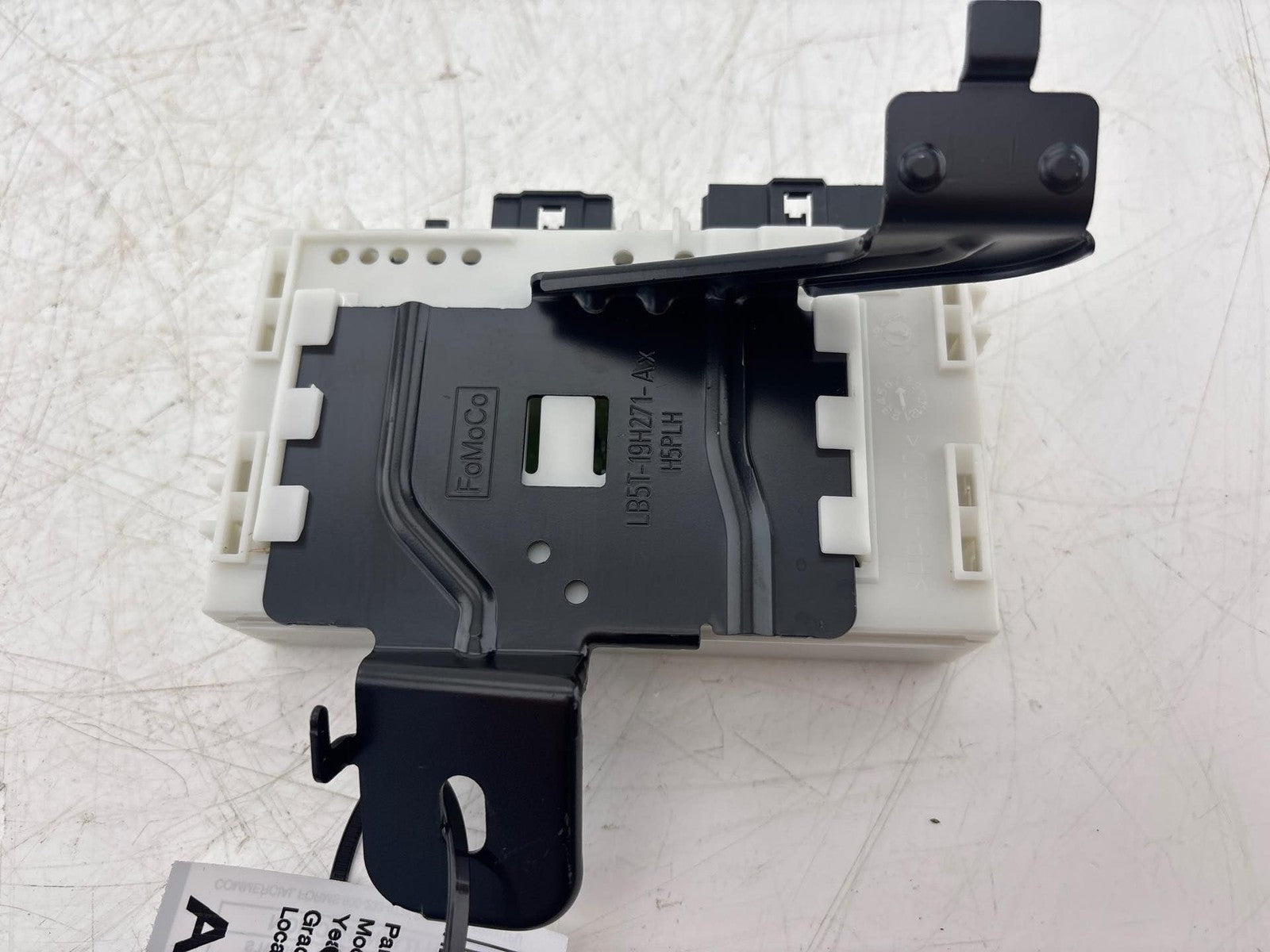 20-24 Lincoln Aviator Trailer Hitch Tow Brake Control Module OEM LB5T-19H378-AC