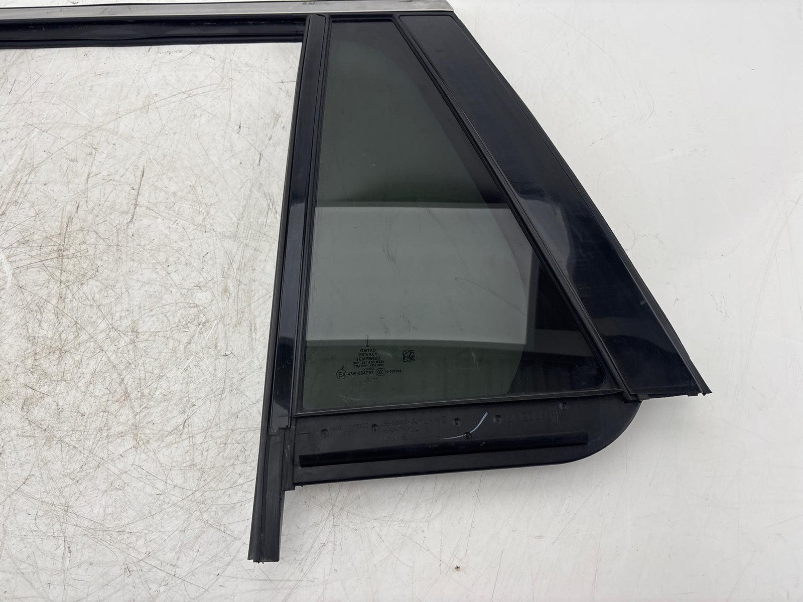 20-24 Lincoln Aviator Rear Left Door Vent Window Glass w/ Run Channel OEM