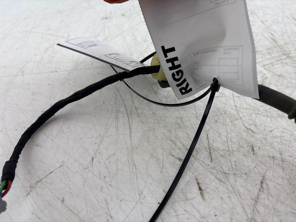 20-25 Lincoln Aviator Rear Right Liftgate Power Lift Shock Cylinder OEM