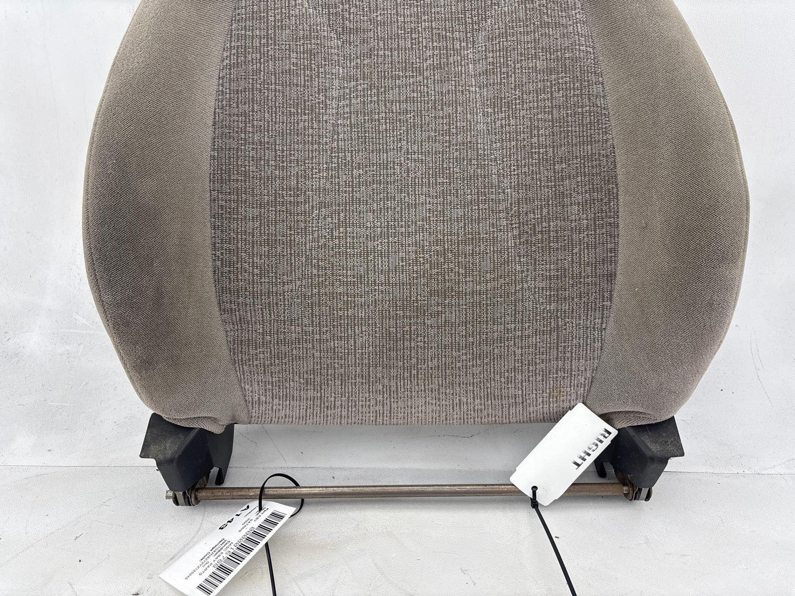 00-02 Saturn Sw2 Front Passenger Side Upper Seat Cushion