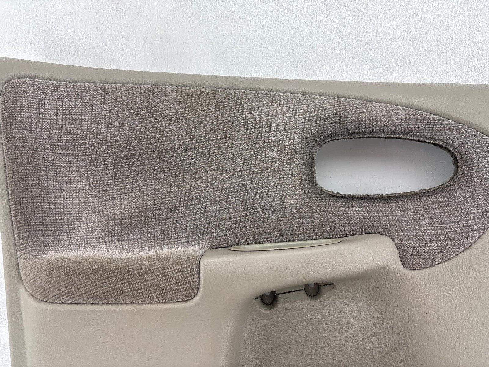 00-02 Saturn Sw2 Front Driver Side Door Panel Trim Cover