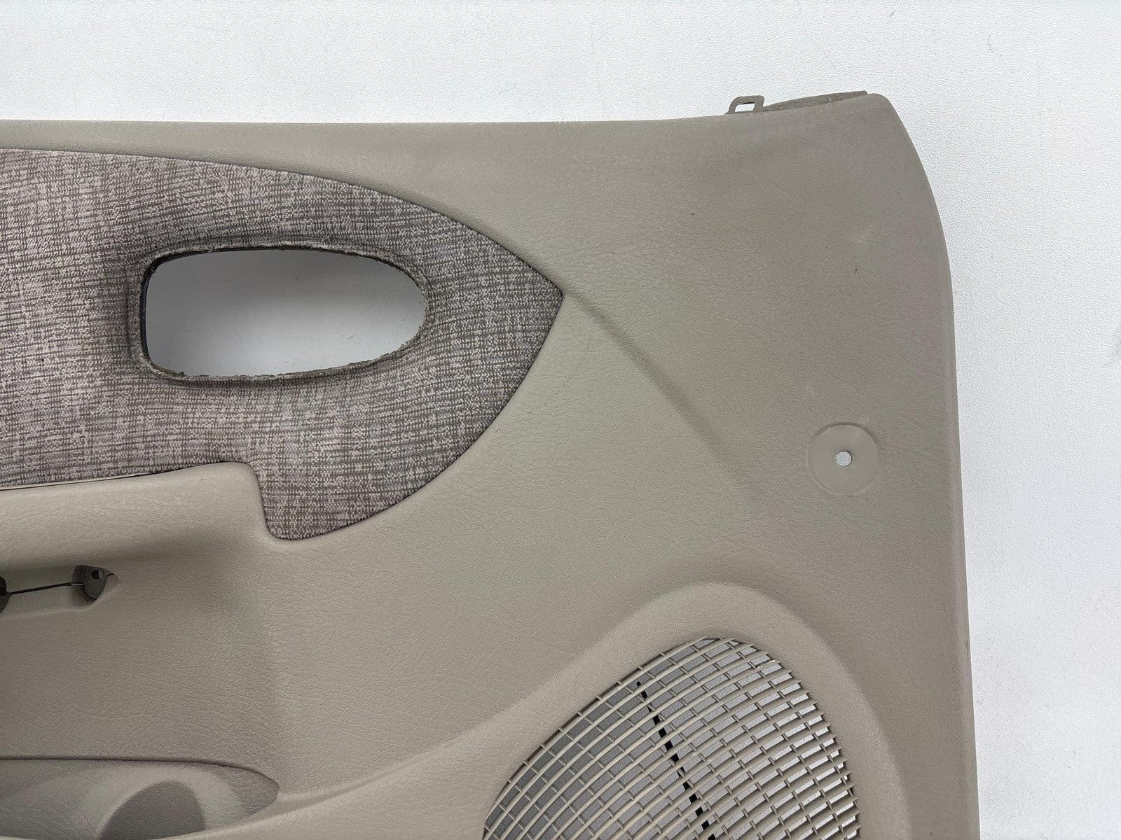 00-02 Saturn Sw2 Front Driver Side Door Panel Trim Cover