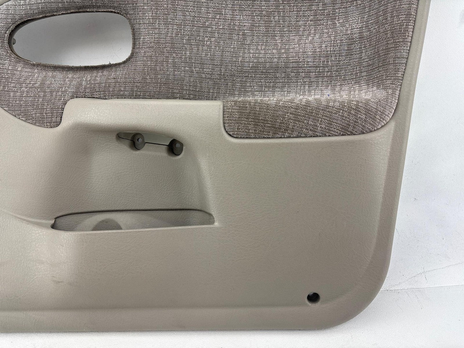 00-02 Saturn Sw2 Front Passenger Side Door Panel Trim Cover