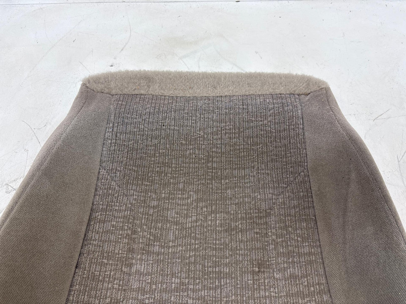 00-02 Saturn Sw2 Front Driver Side Lower Seat Bottom Cushion Oem