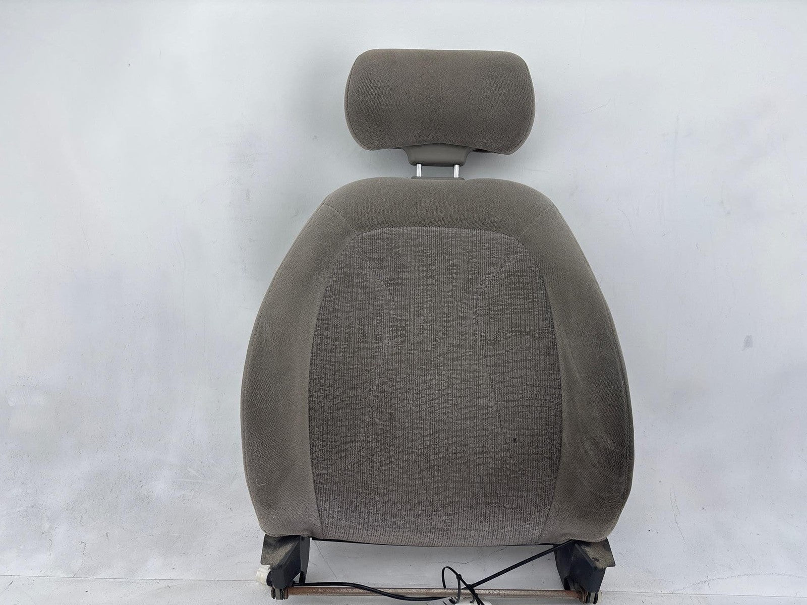 00-02 Saturn Sw2 Front Driver Side Upper Seat Cushion Oem