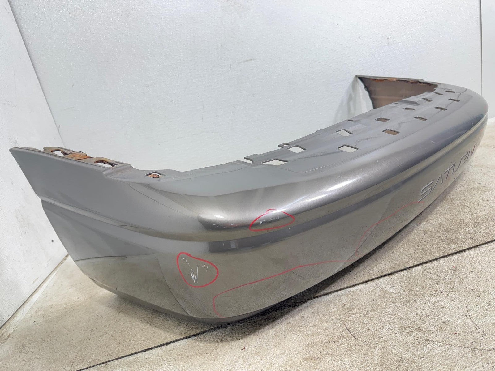 00-01 Saturn Sw2 Rear Bumper Cover Oem