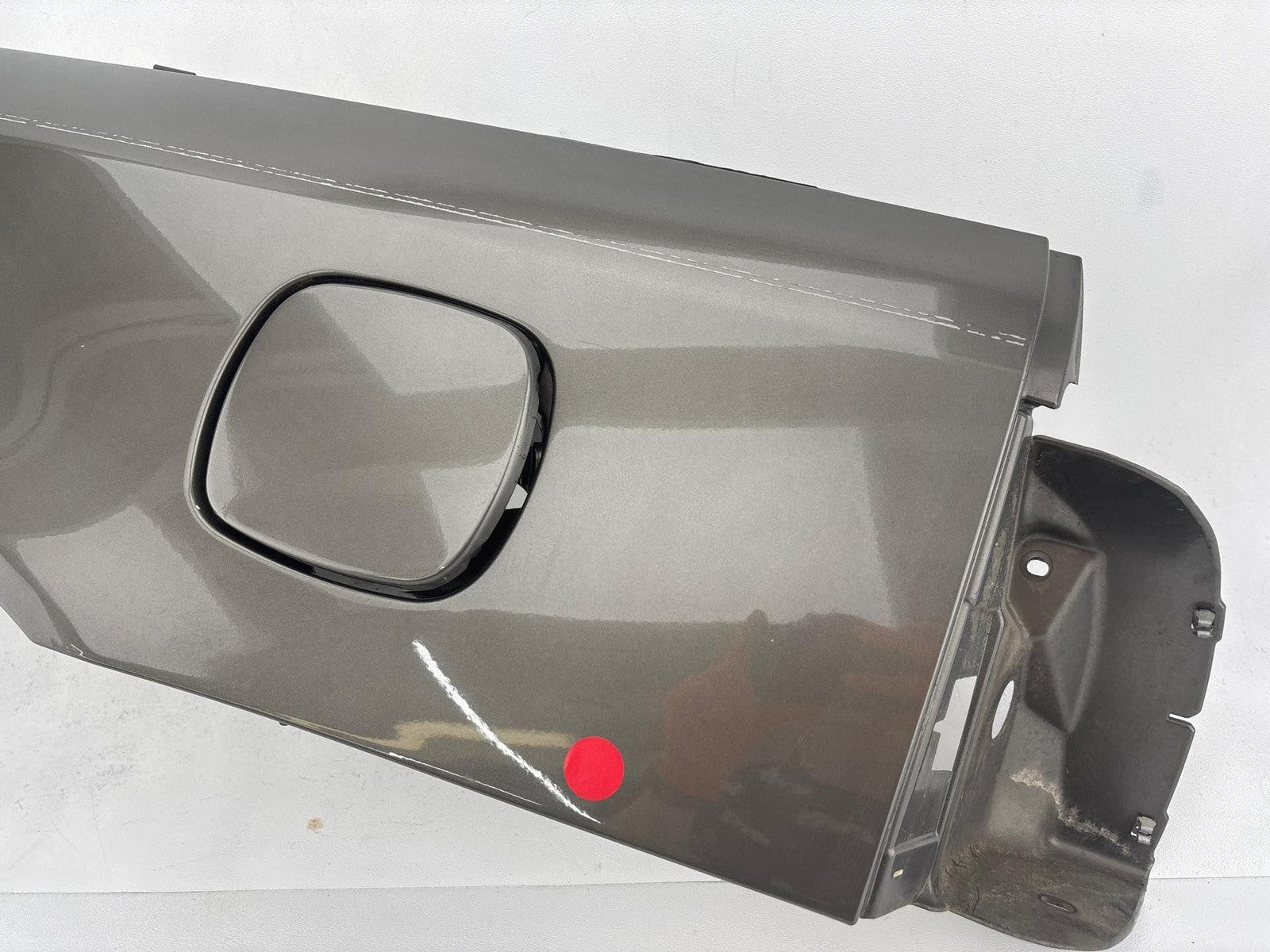 00-01 Saturn Sw2 Driver Side Rear Quarter Fender Cover Panel Oem