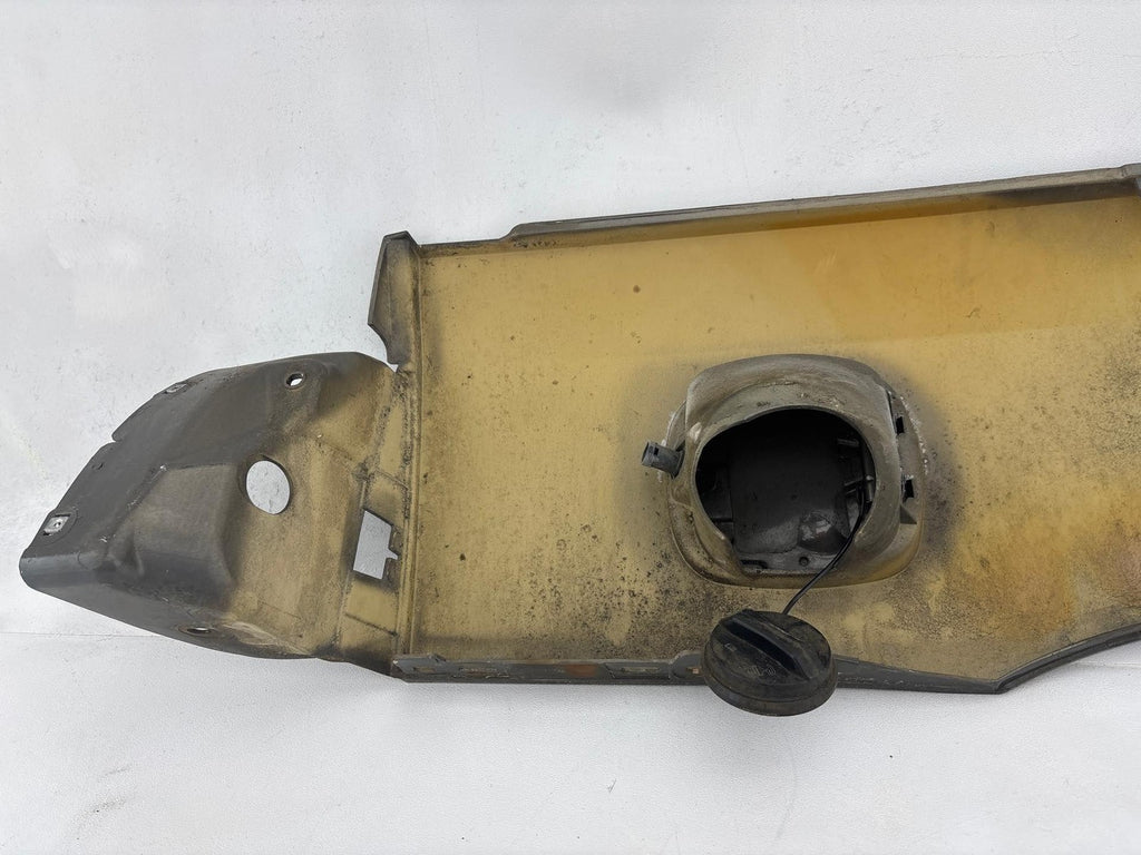 00-01 Saturn Sw2 Driver Side Rear Quarter Fender Cover Panel Oem